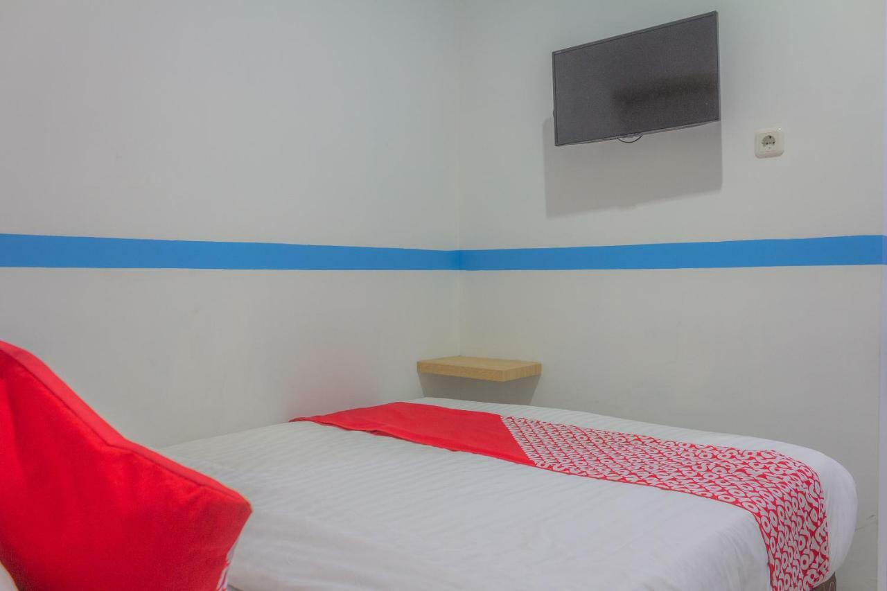 Hotel Oyo 911 Tebet Jakarta