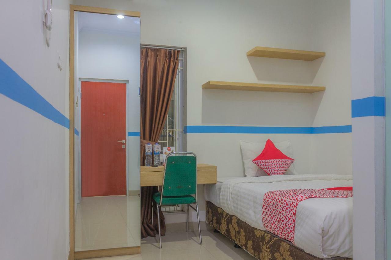 Hotel Oyo 911 Tebet 2*