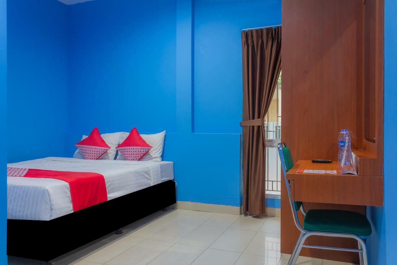 Oyo 911 Tebet Hotel