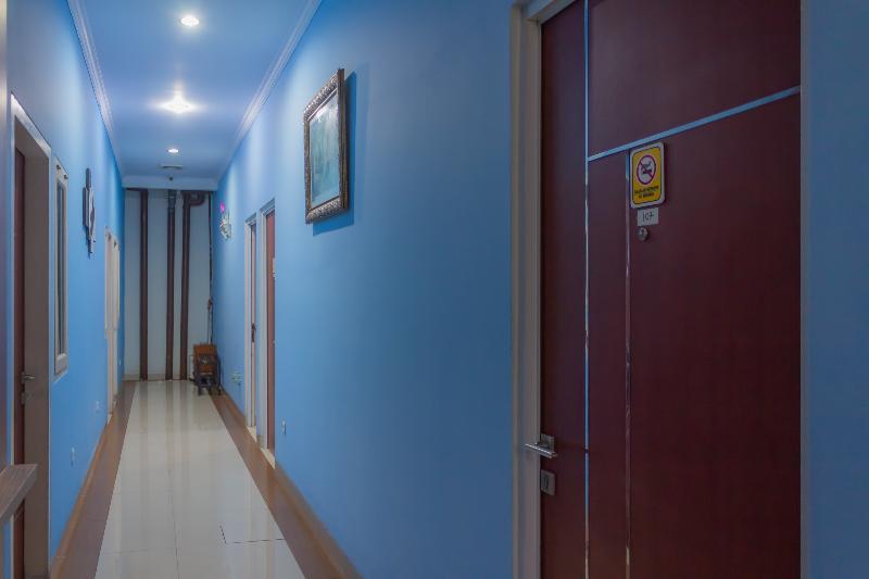 Oyo 911 Tebet Hotel 2*